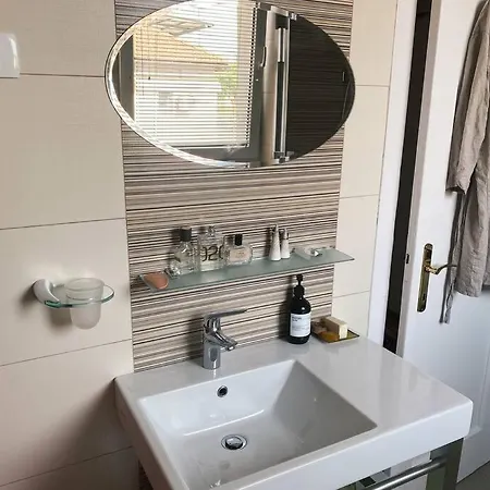 Cosy Tivoli Center Free Park ليوبليانا
